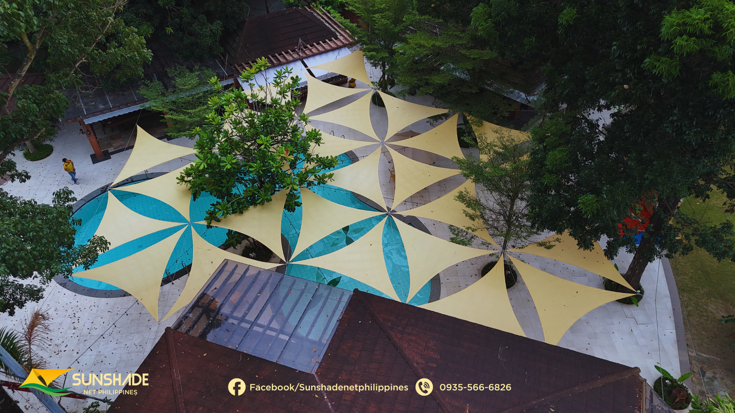 Triangular Sailshade Net 2x2x2M